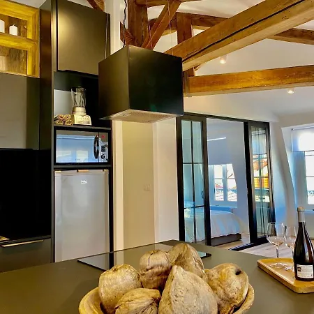 Grand Et Superbe T3 : Au Coeur Du Centre *